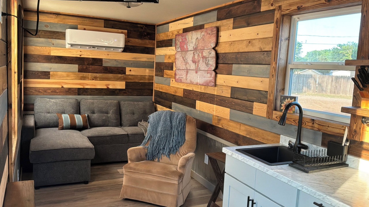 Photo of Livingroom in Protection
