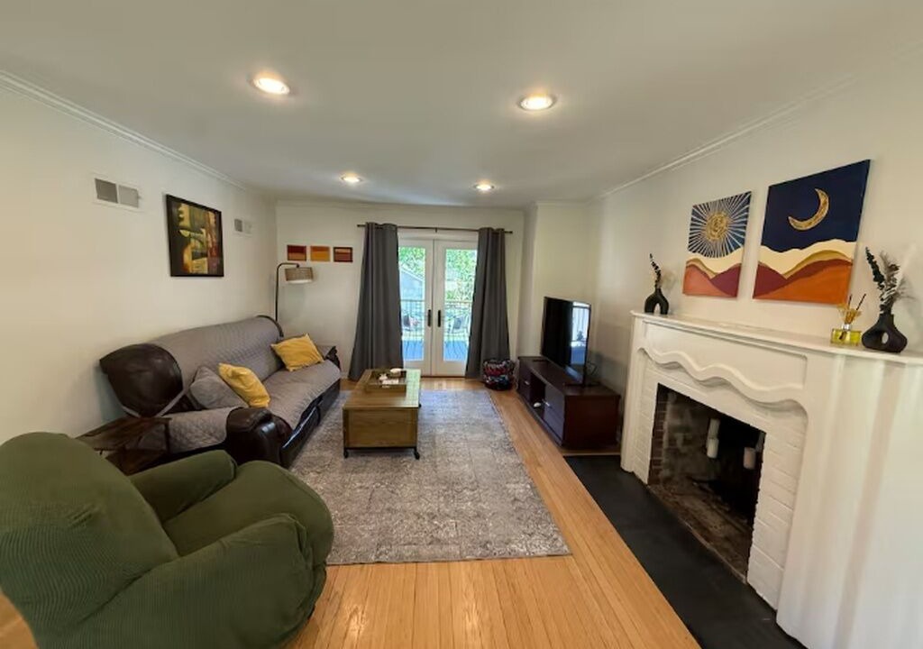 Photo of Livingroom in South Kansas City
