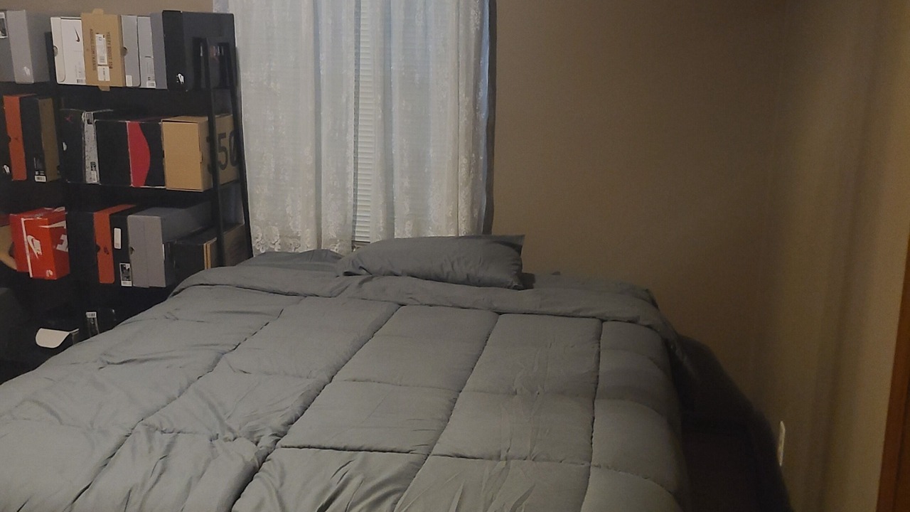 Photo of Bedroom in Raytown
