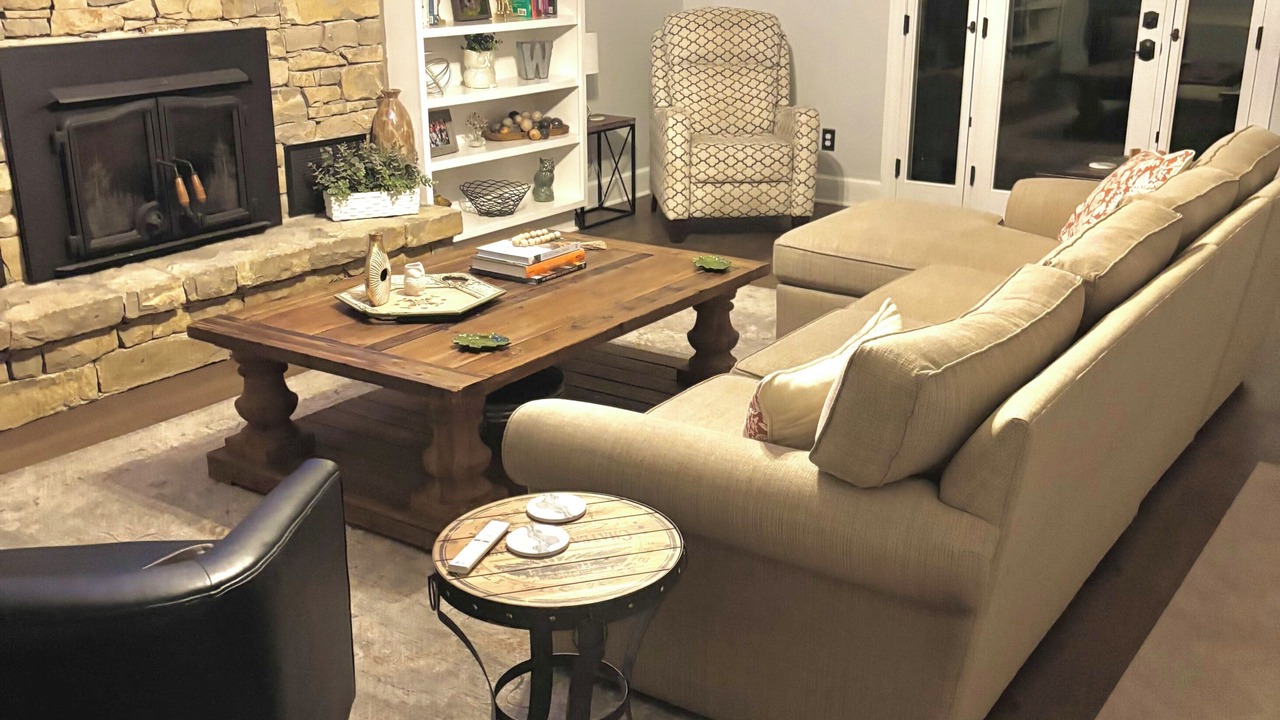 Photo of Livingroom in New Century