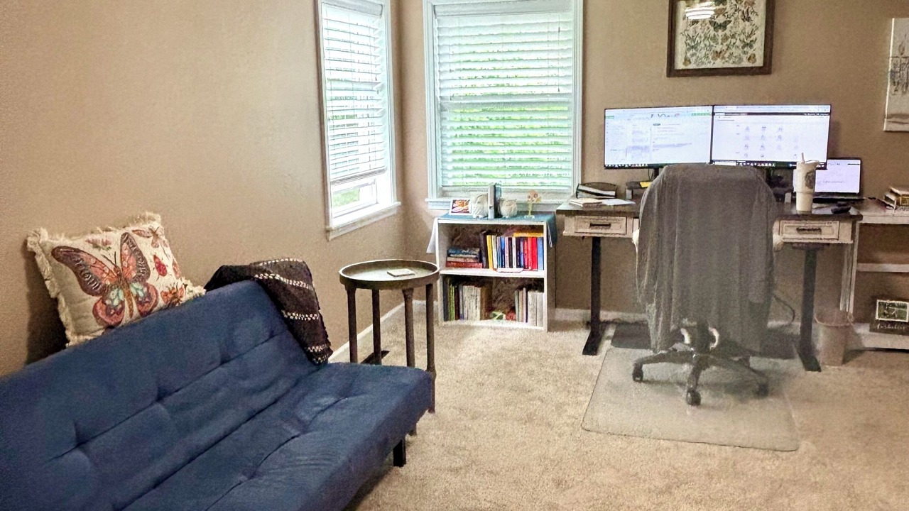 Photo of Livingroom in New Century