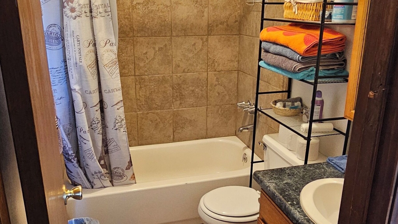 Photo of Bathroom in Alamosa