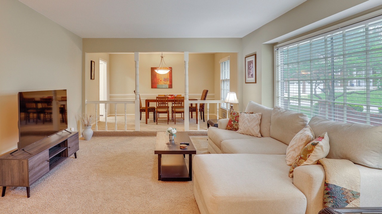 Photo of Bedroom in Blue Springs