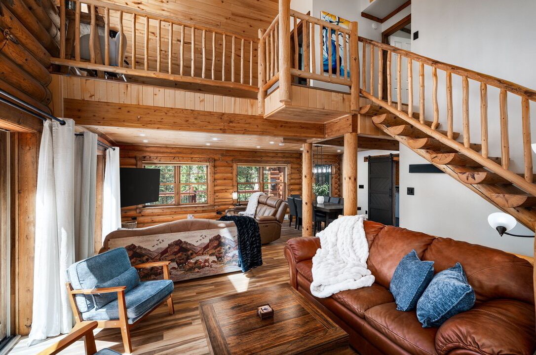 Photo of Livingroom in Valley of the Sun