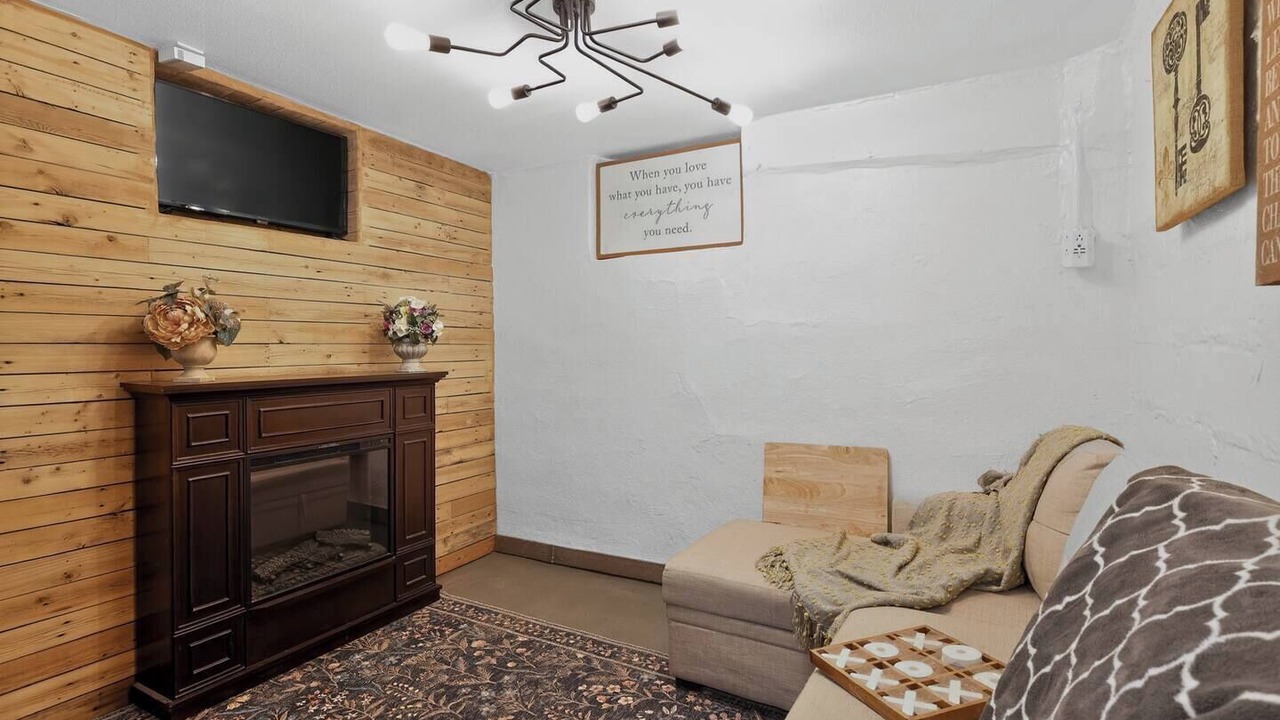 Photo of Livingroom in Greeley