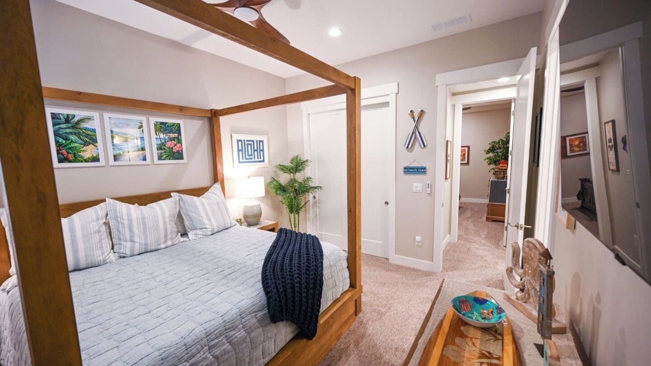 Photo of Bedroom in Castle Pines Village