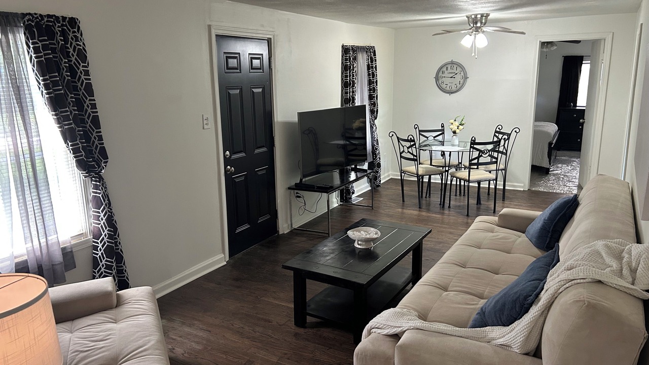 Photo of Livingroom in Kansas City