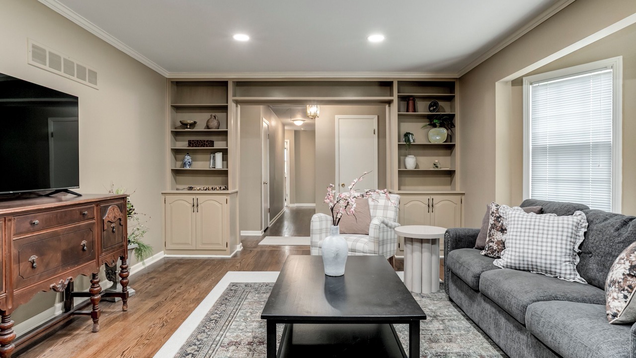 Photo of Bedroom in Prairie Village