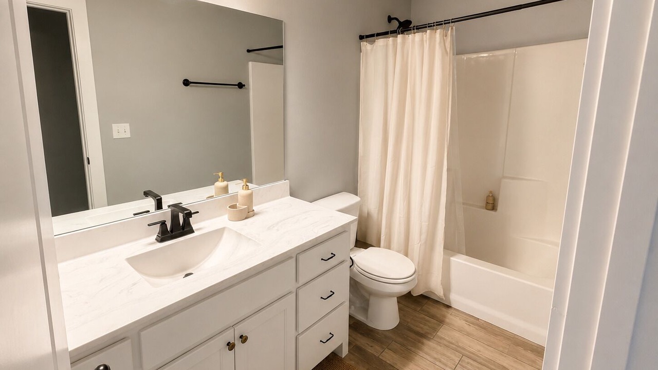 Photo of Bathroom in Broken Arrow