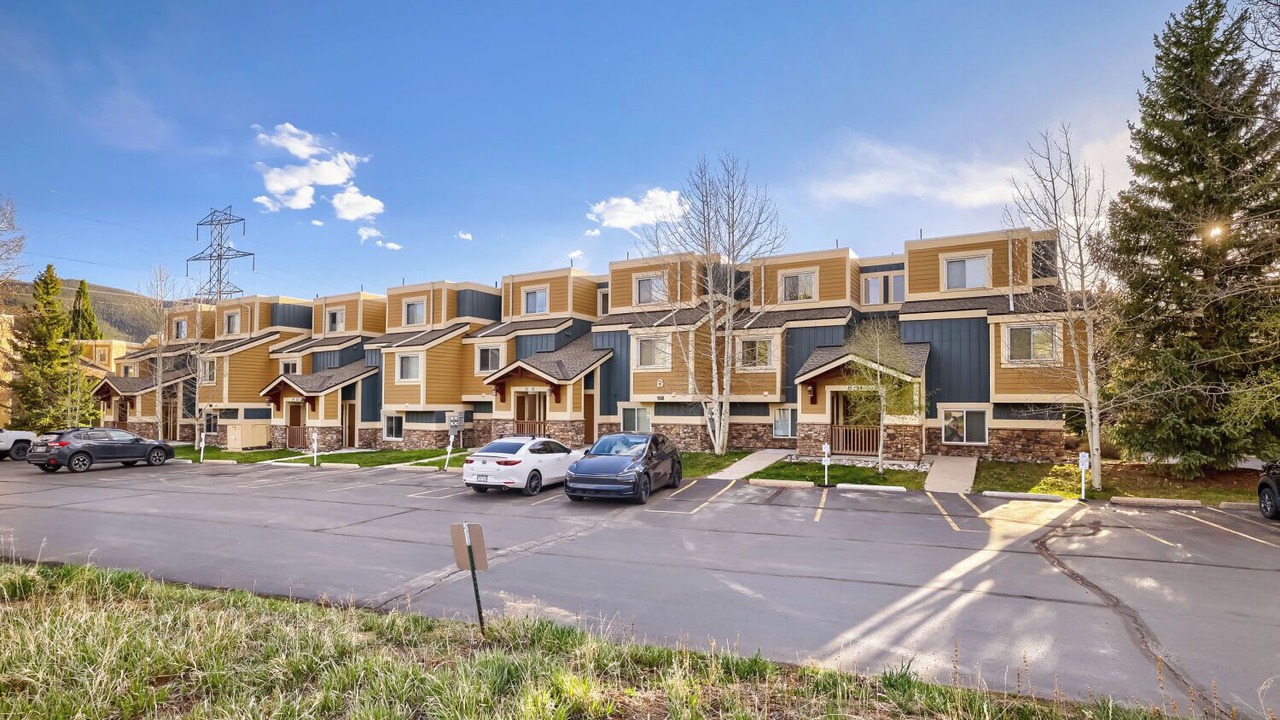 Photo of Outdoor in Summit Cove