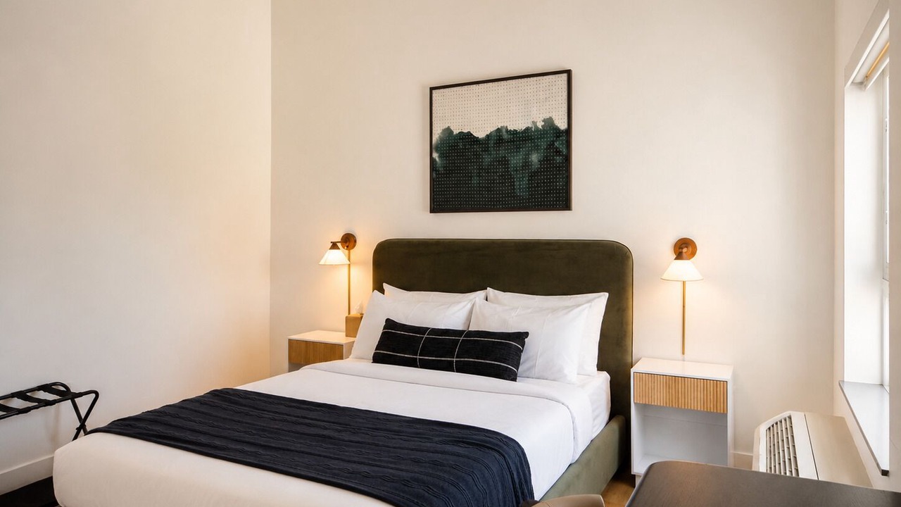 Photo of Bedroom in Cherry Creek