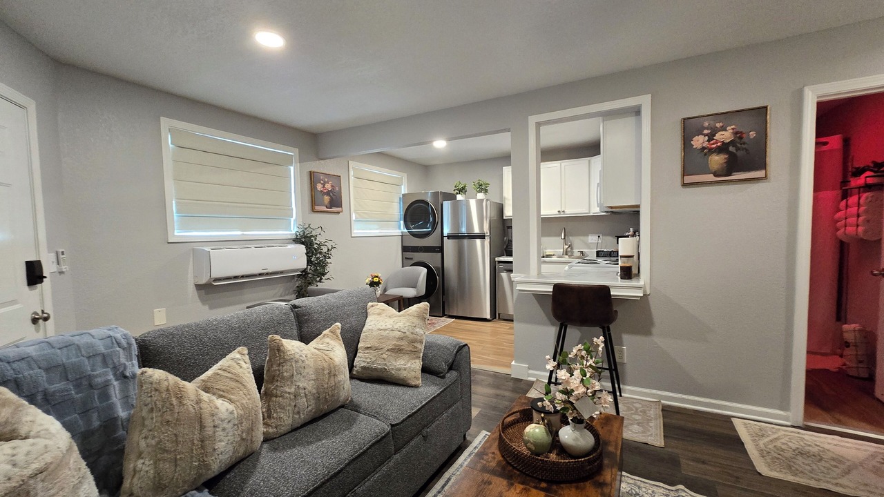 Photo of Livingroom in Riverside