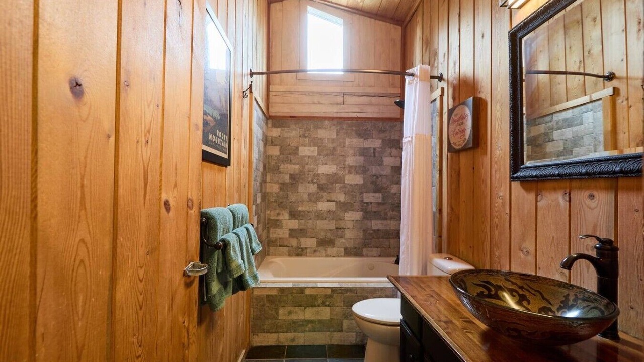 Photo of Bathroom in Saint Mary's