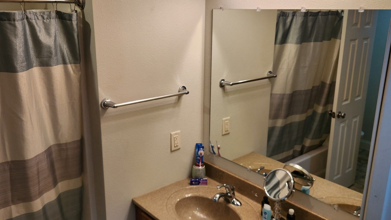 Photo of Bathroom in Broken Bow