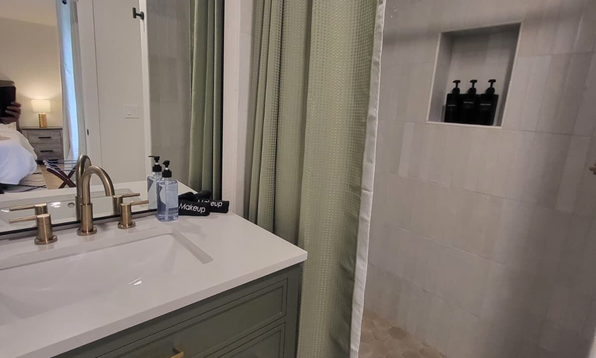Photo of Bathroom in Kerr Gulch
