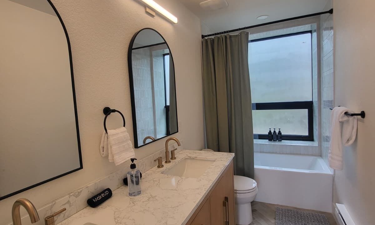 Photo of Bathroom in Kerr Gulch