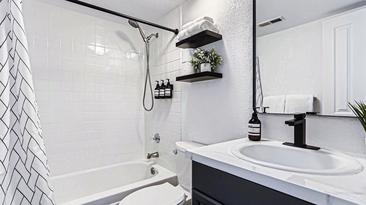 Photo of Bathroom in Englewood