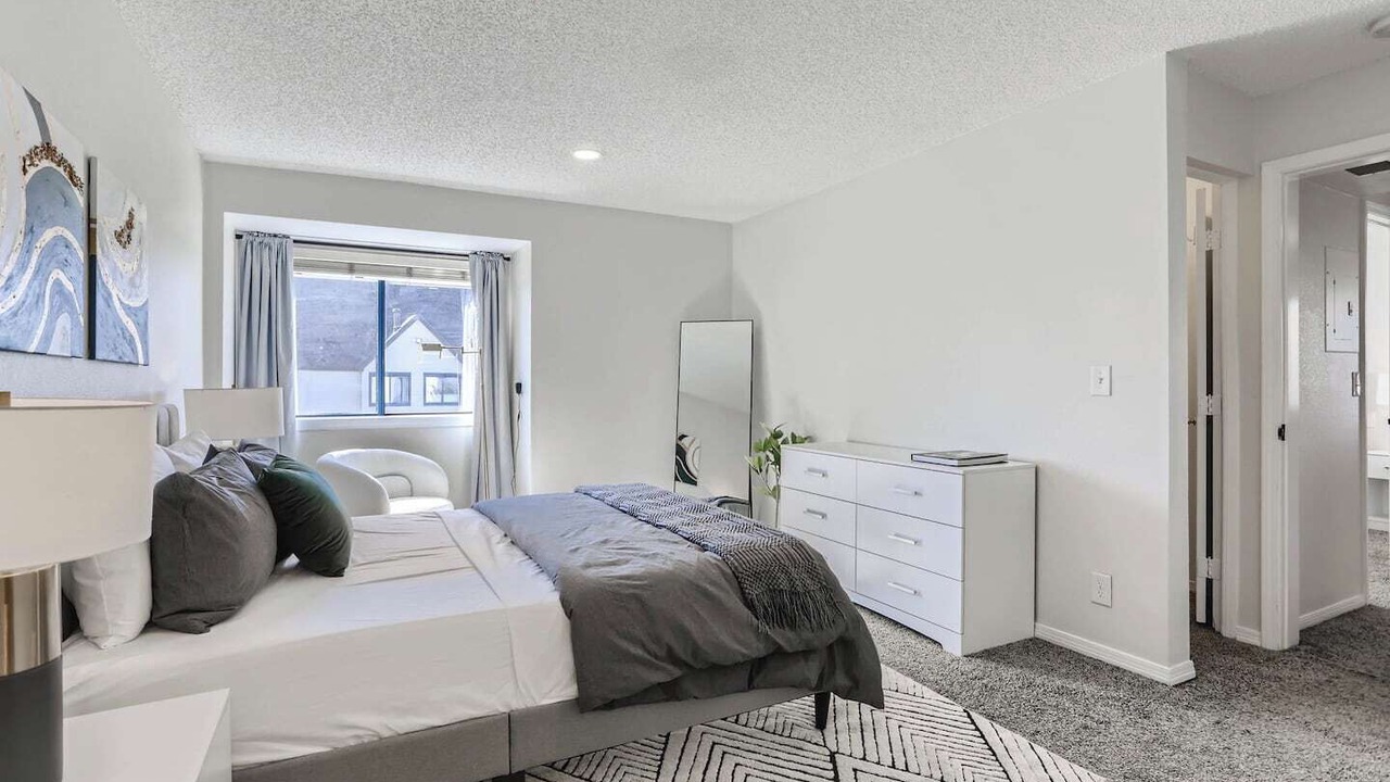 Photo of Bedroom in Englewood