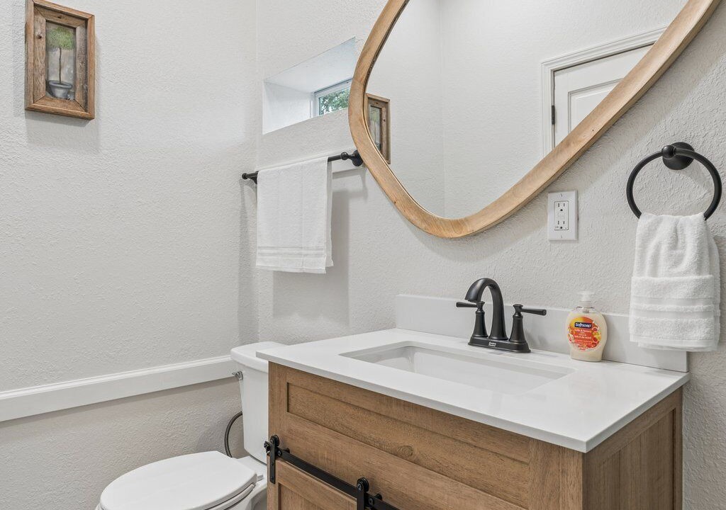 Photo of Bathroom in Central Oklahoma City