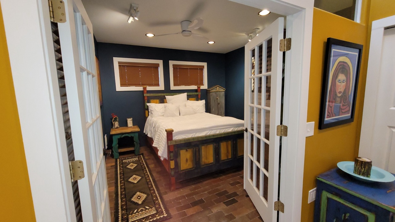 Photo of Bedroom in South Capitol