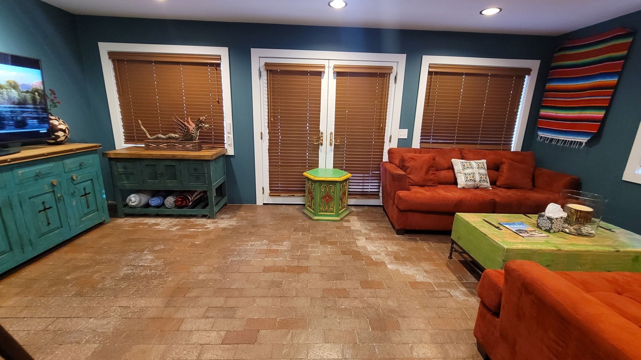 Photo of Livingroom in South Capitol