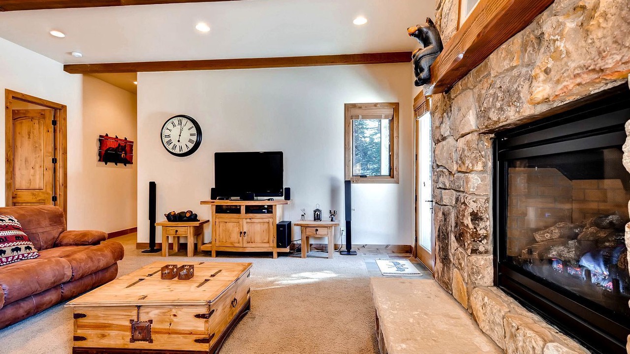 Photo of Livingroom in Keystone