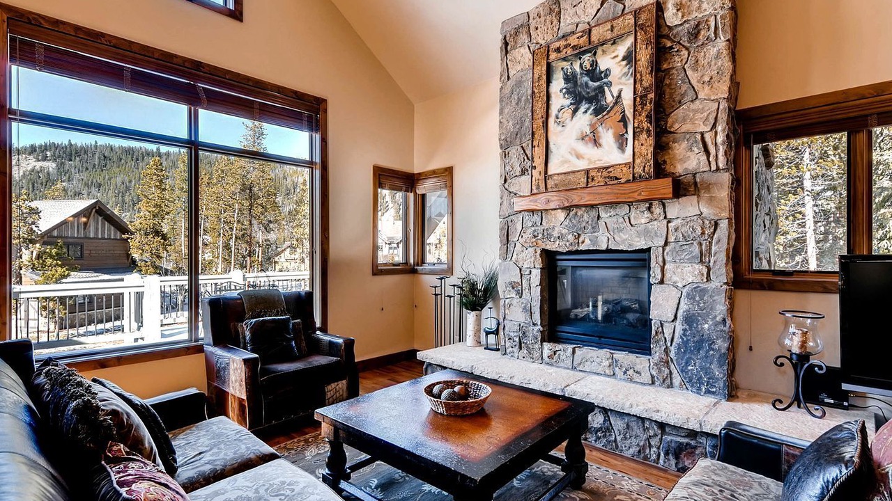 Photo of Livingroom in Keystone