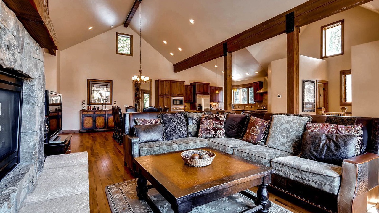 Photo of Livingroom in Keystone