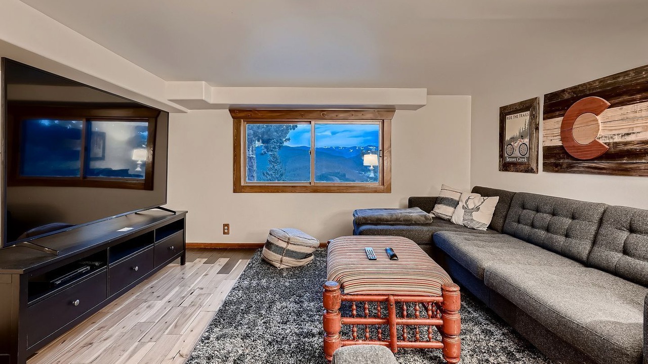 Photo of Livingroom in Rollinsville