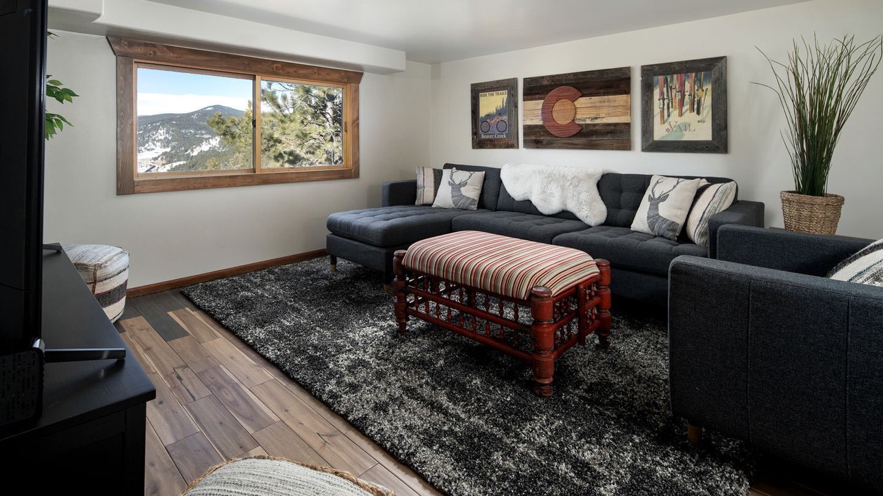 Photo of Livingroom in Rollinsville