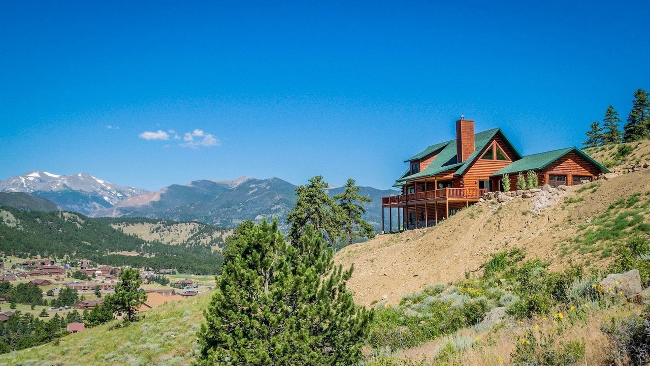 Photo of Outdoor in Windcliff Estates