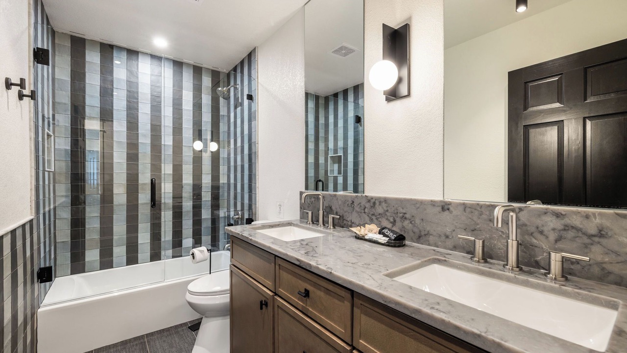 Photo of Bathroom in Morrison
