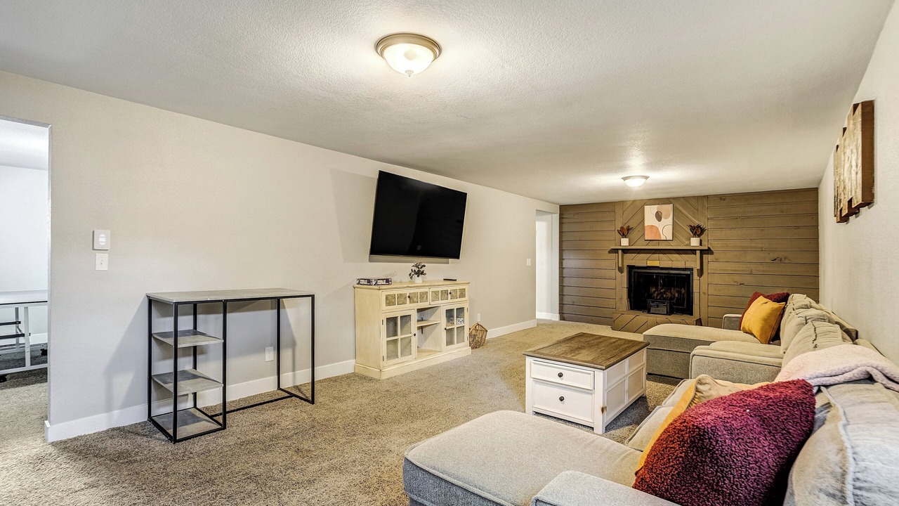 Photo of Livingroom in Briargate