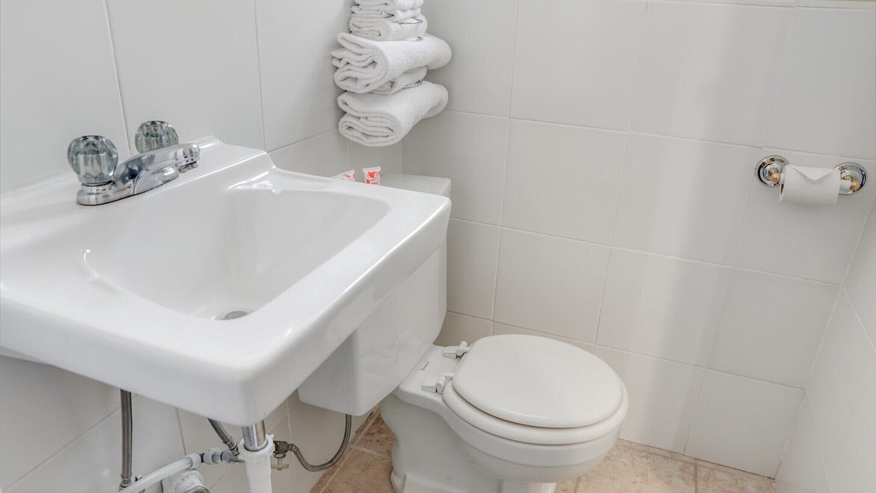 Photo of Bathroom in Liberal