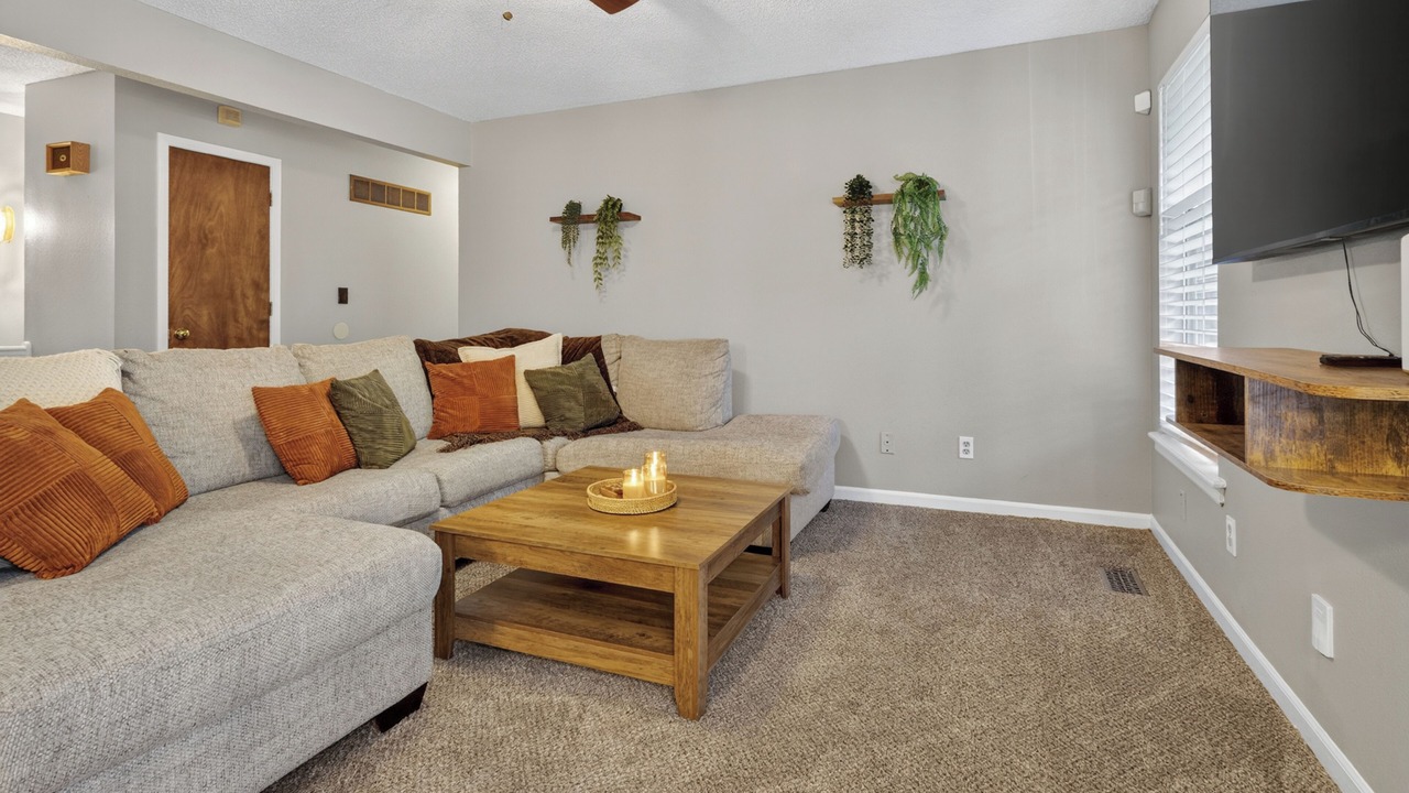 Photo of Livingroom in Blue Springs