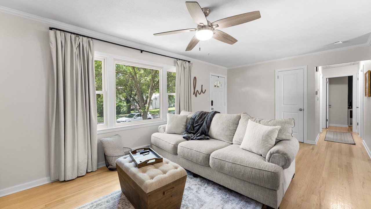 Photo of Livingroom in South Kansas City