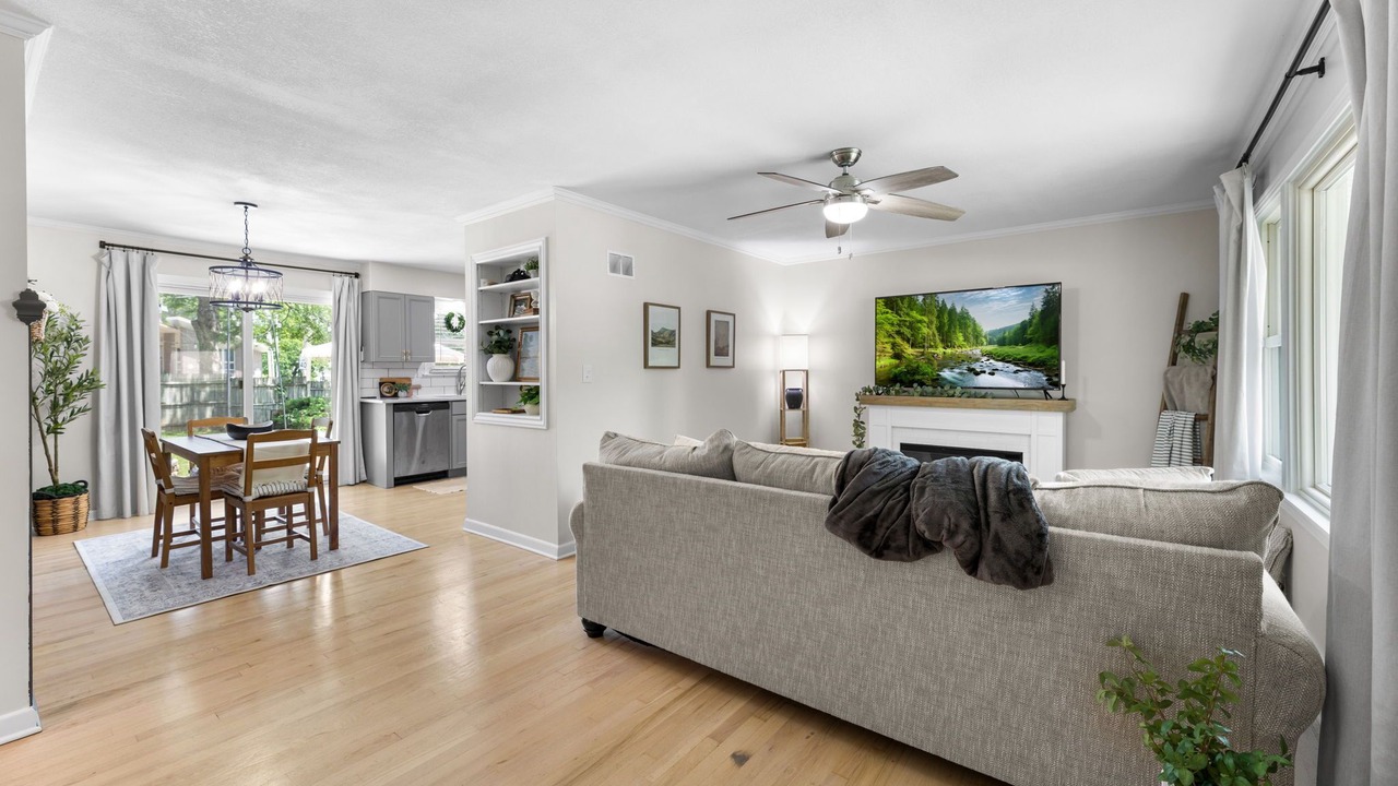 Photo of Livingroom in South Kansas City