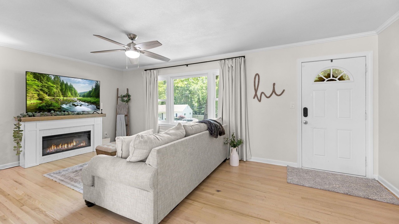 Photo of Livingroom in South Kansas City