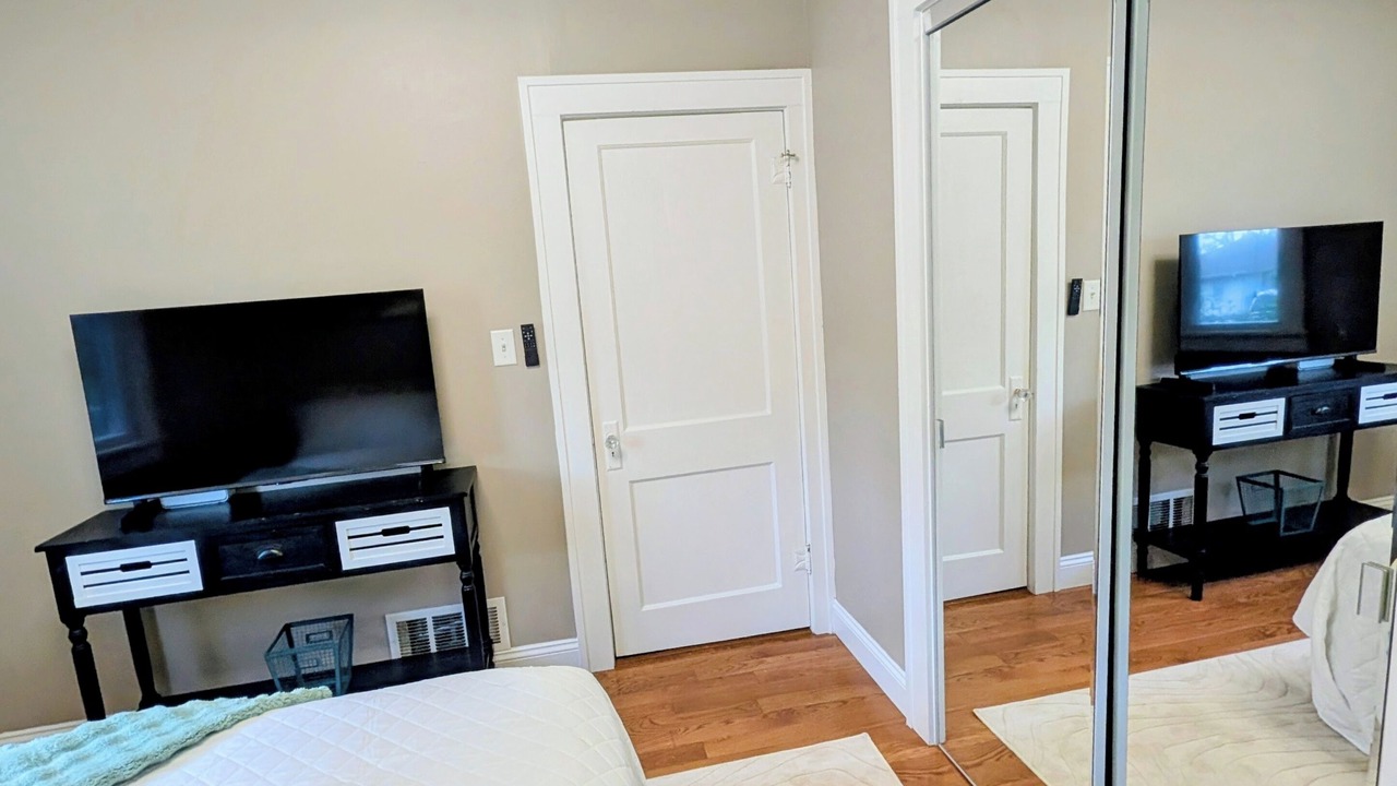 Photo of Bedroom in Blue Springs