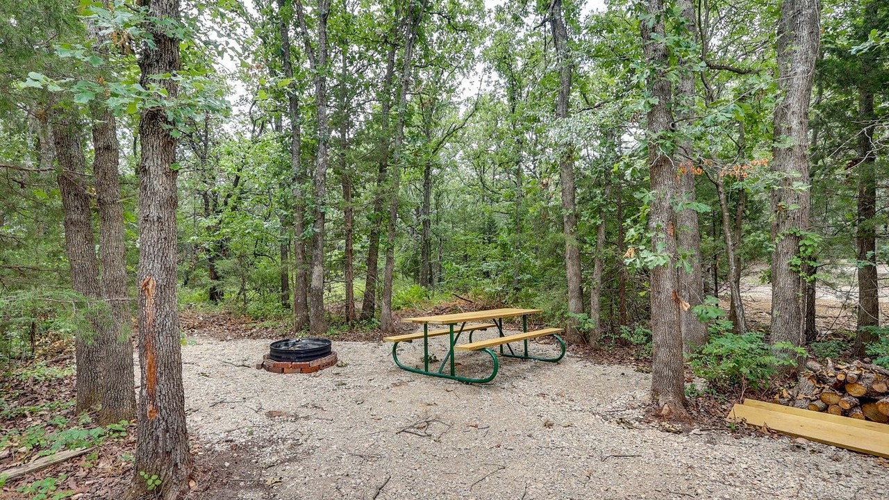 Photo of Outdoor in Neal