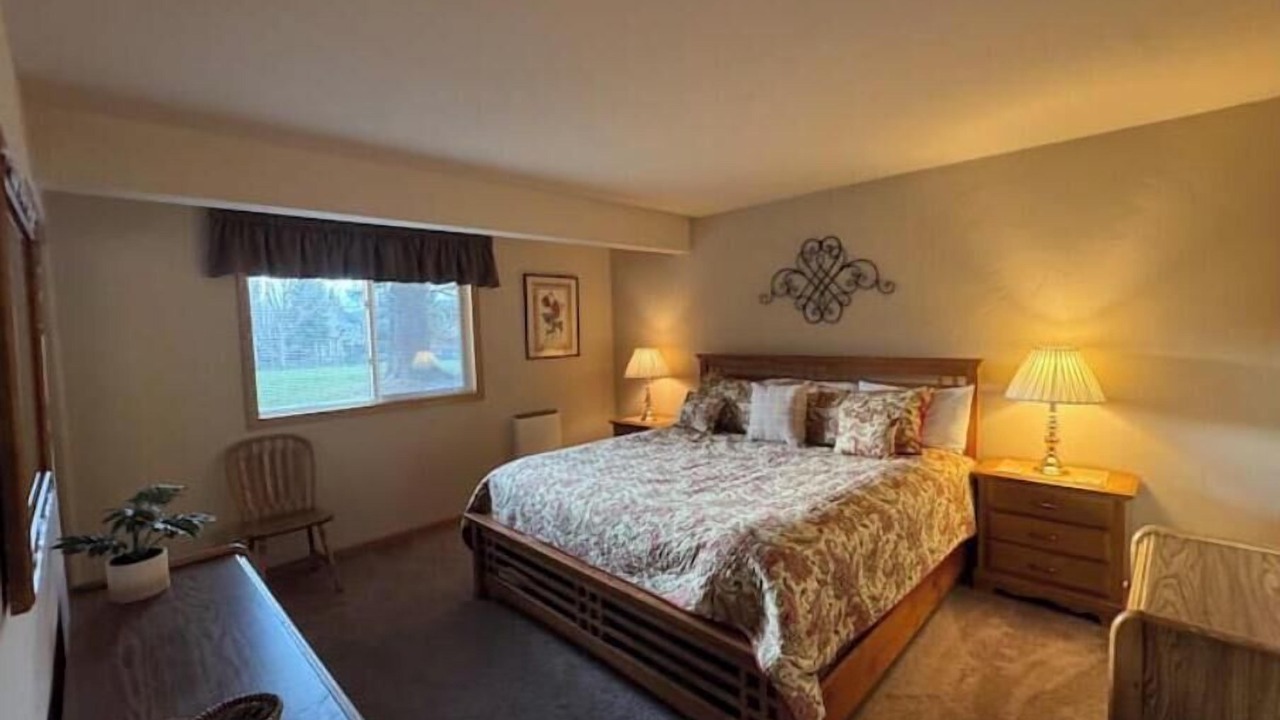 Photo of Bedroom in Edwards