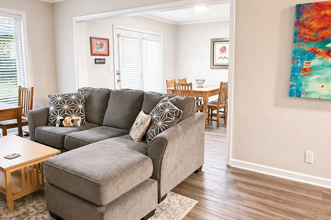Photo of Livingroom in Leawood