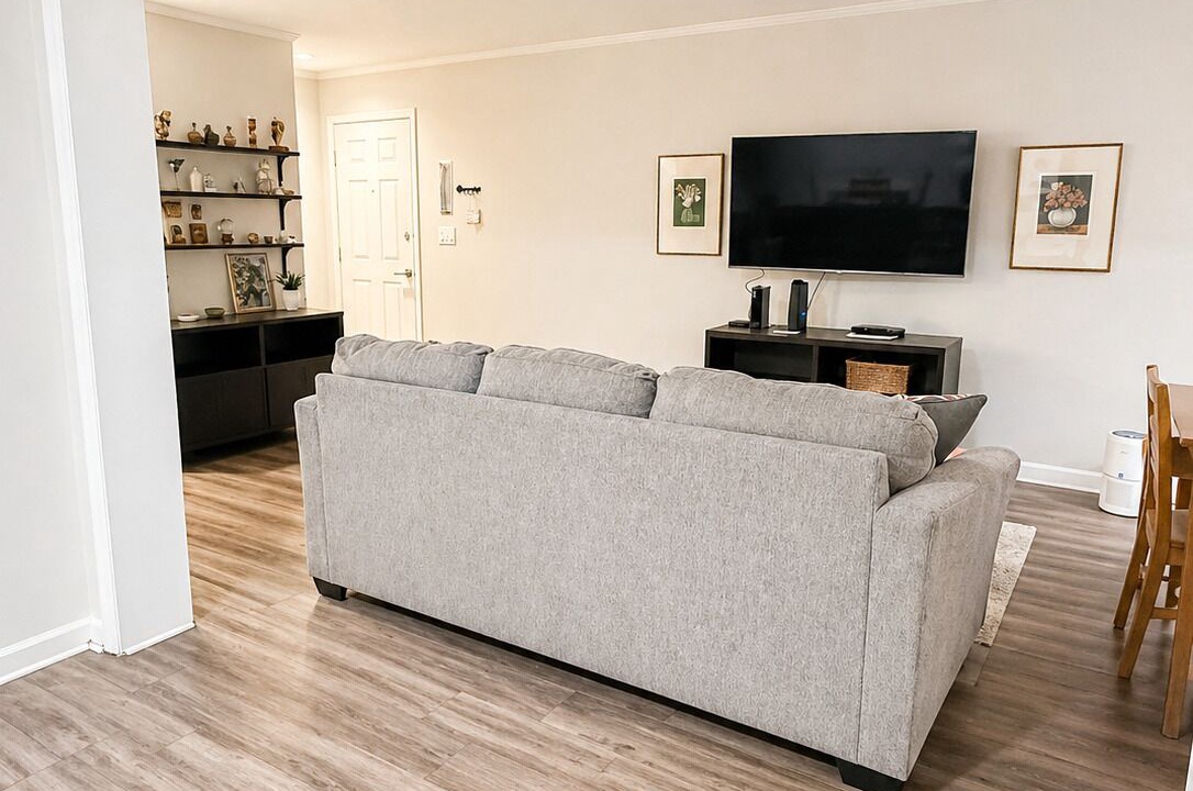 Photo of Livingroom in Leawood