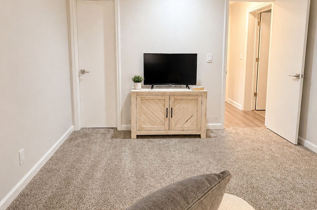 Photo of Livingroom in Leawood