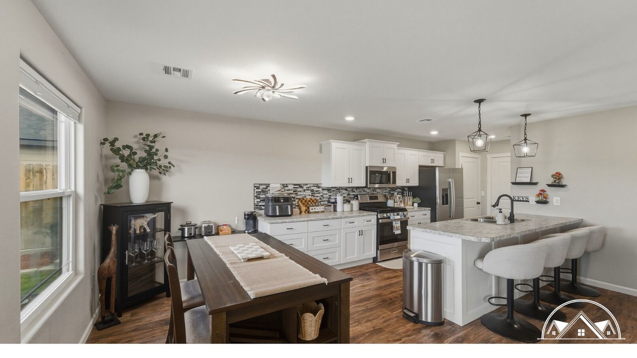 Photo of Kitchen in Garden City
