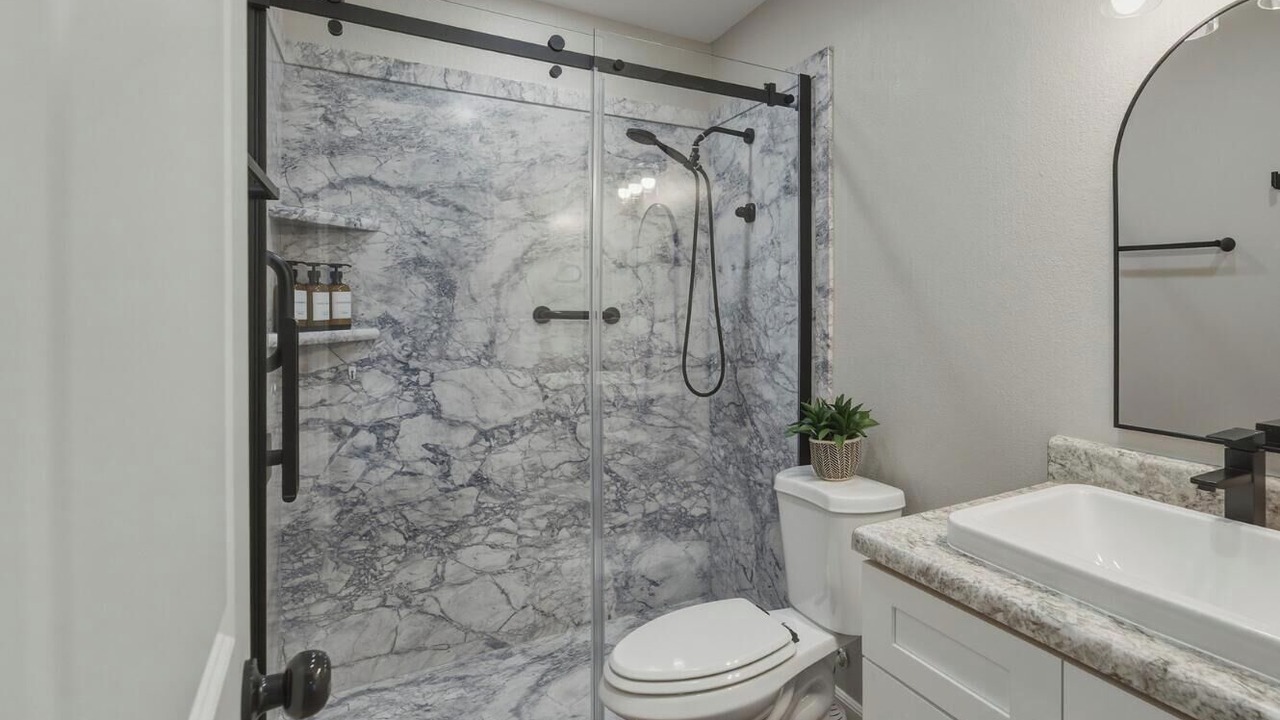 Photo of Bathroom in Garden City