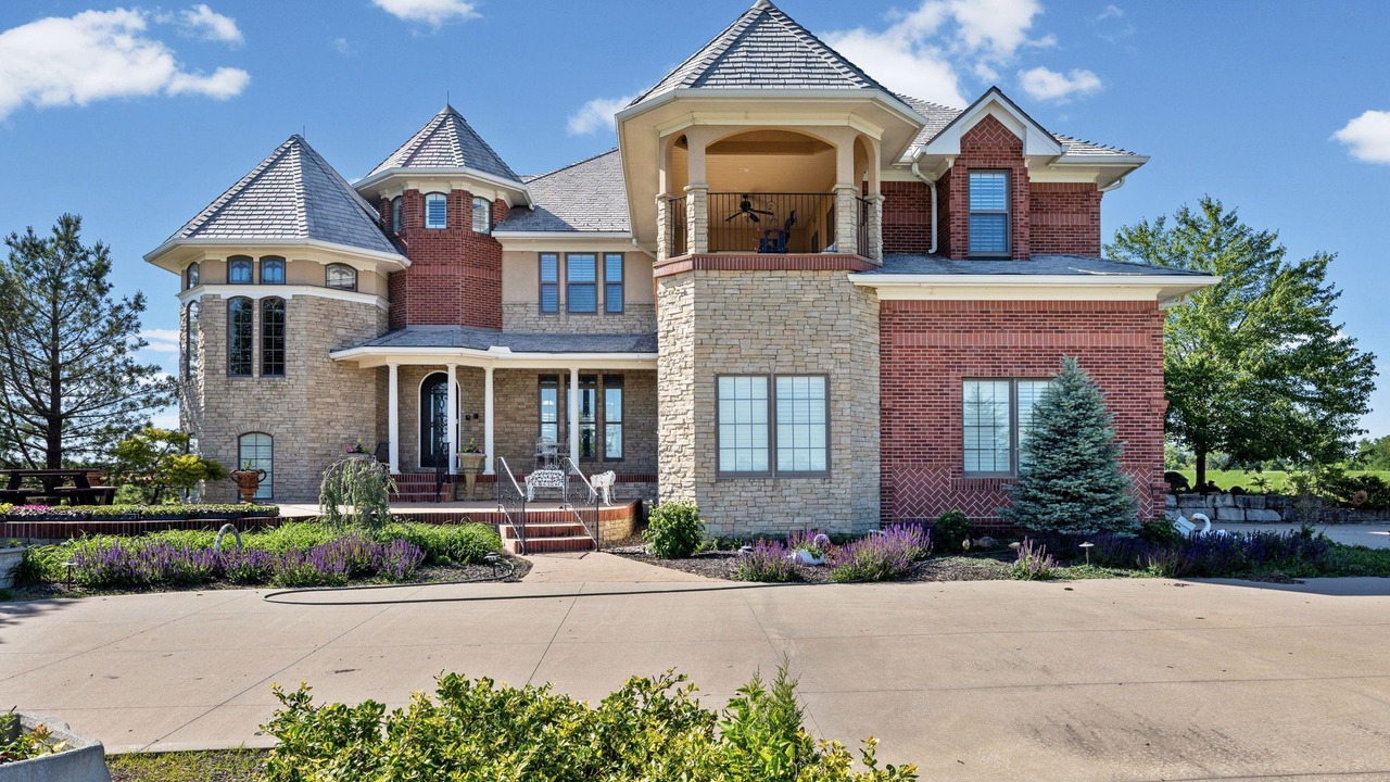 Photo of Outdoor in New Century