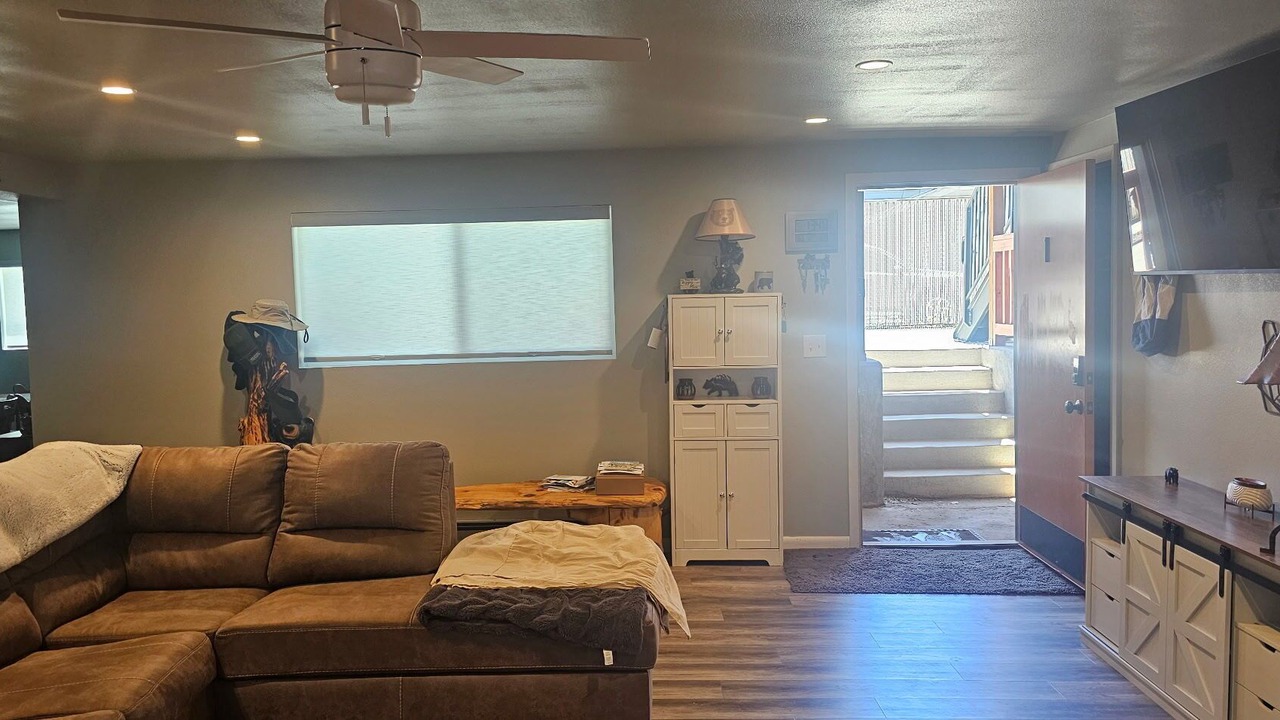 Photo of Livingroom in Craig