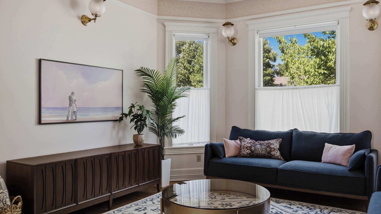 Photo of Livingroom in Windsor