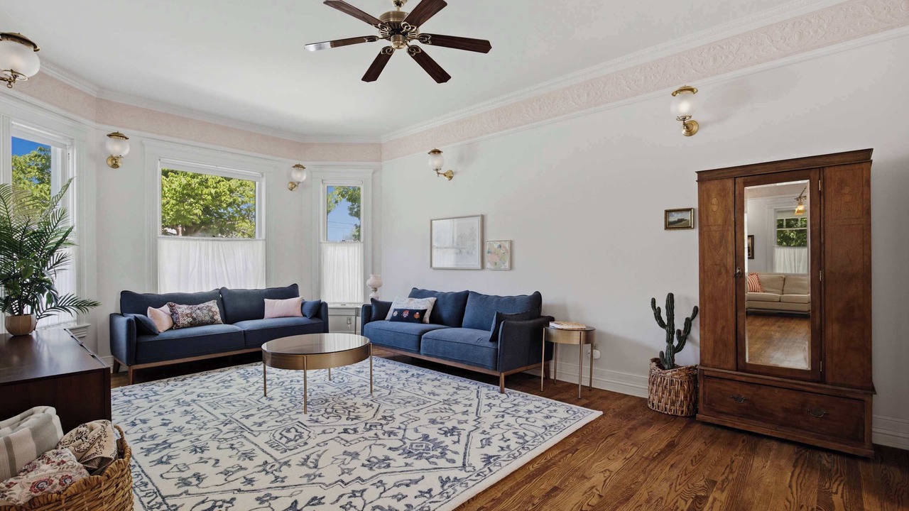 Photo of Livingroom in Windsor